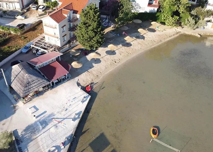 With Parking Space Kraj, Pasman - 819 아파트